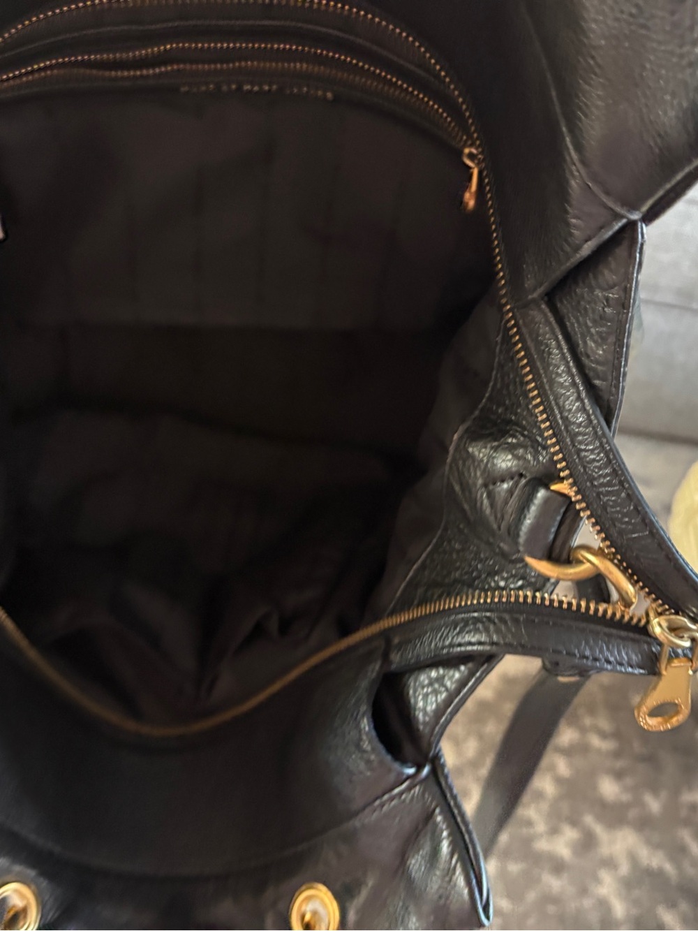 Marc Jacobs leather purse - Picture 2 of 3